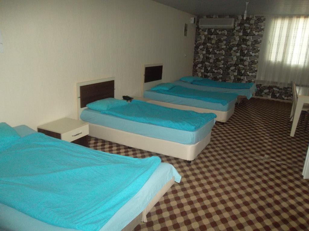Konak Hotel Mut Habitación foto